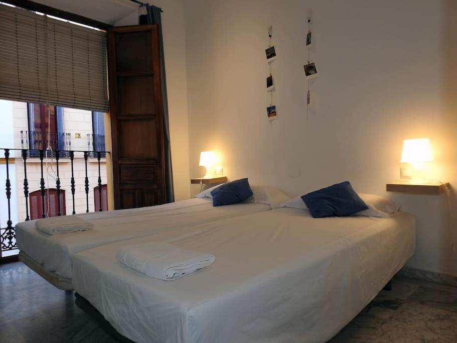 Apartamento En Sevilla Centro Con Vistas A La Plaza Alameda De Hercules - Hasta 6 Personas Екстер'єр фото